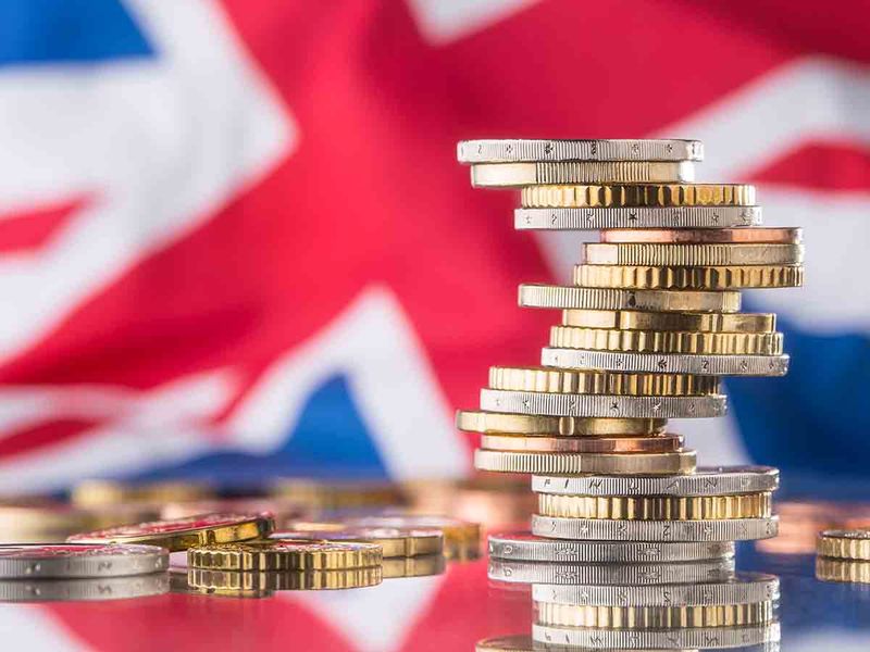 Investing in the UK: Top 5 tips for non-UK.